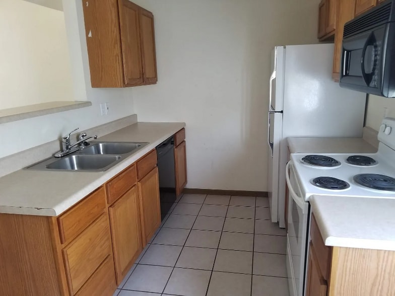 Building Photo - 3403 Westwind Dr