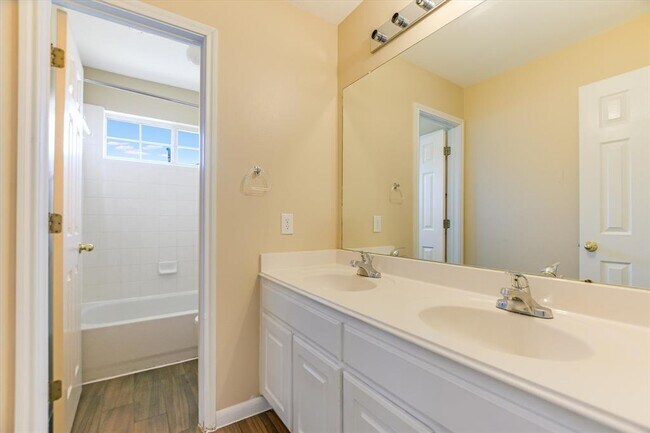 Building Photo - 7301 Fabion Dr