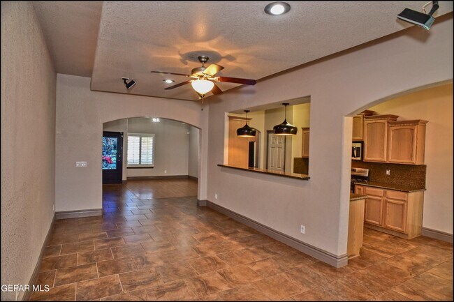 Building Photo - 14420 Misty Point Ct
