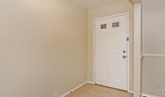 Building Photo - 1049 Highland Station Dr