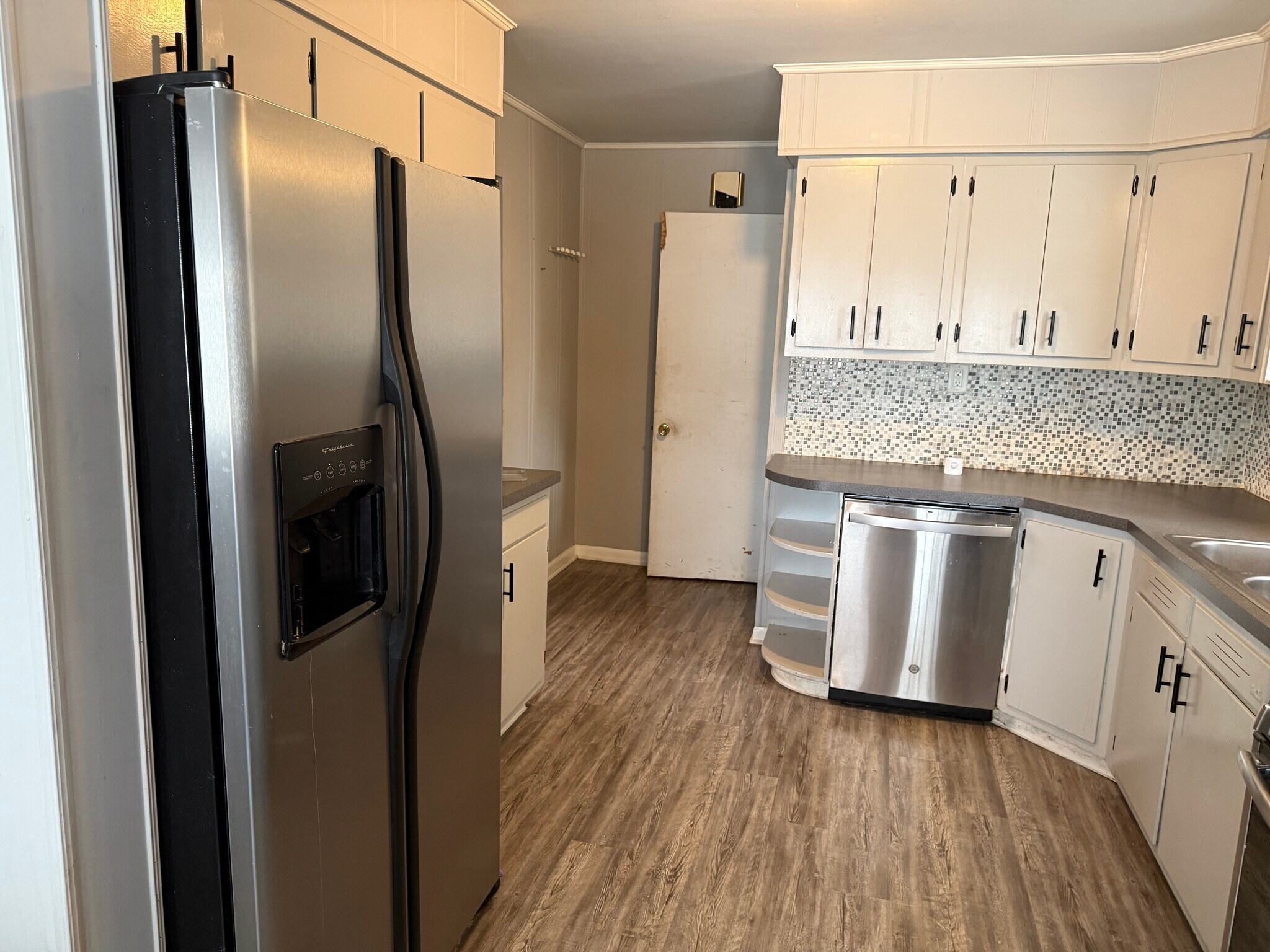 Building Photo - 610 Salisbury Rd