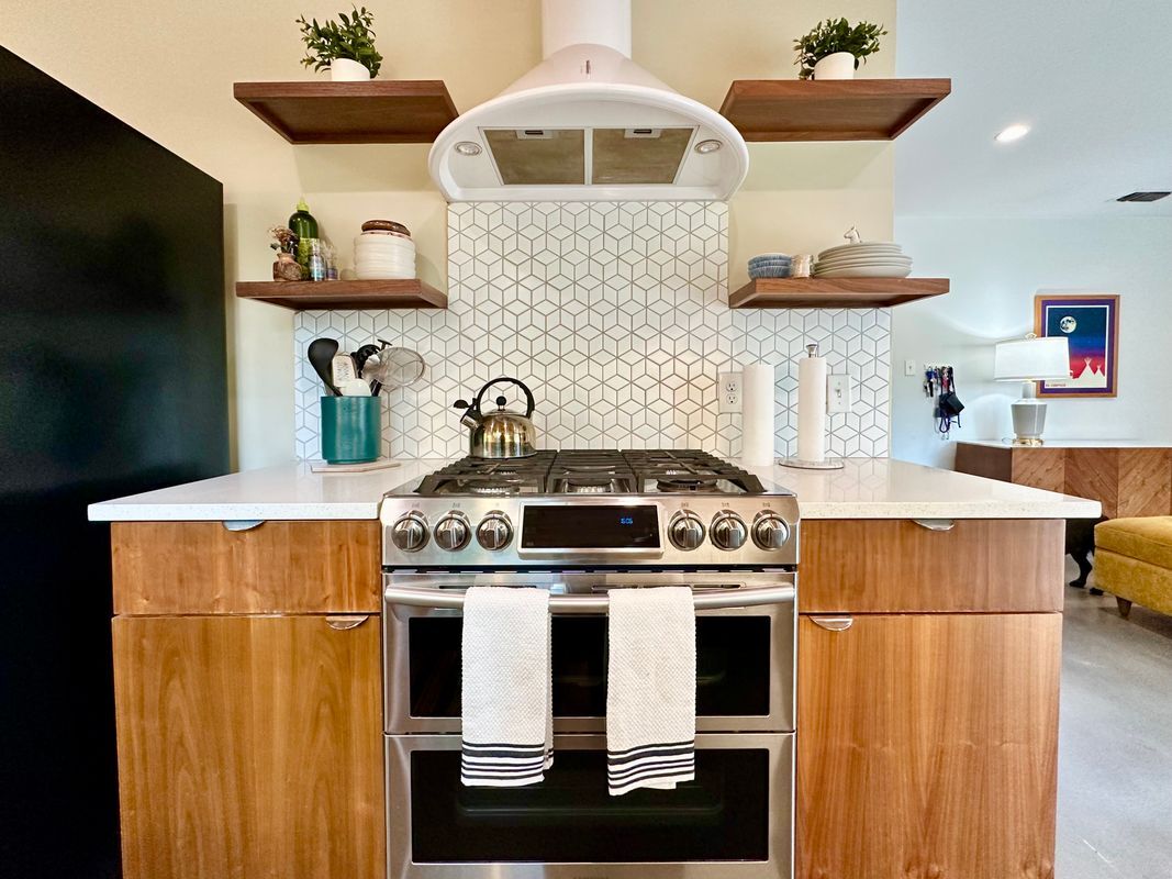 Building Photo - 2707 Ashdale Dr