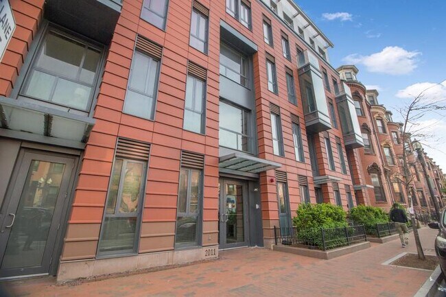 Building Photo - 691 Massachusetts Ave