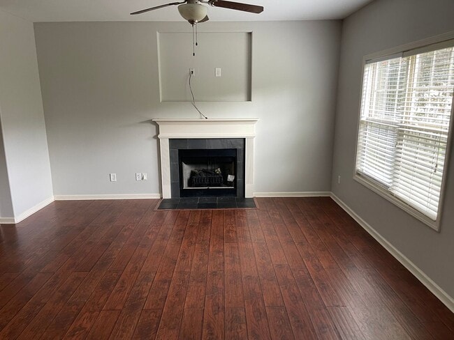 Building Photo - 2706 Bechet Ln