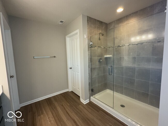 Building Photo - 1405 Sunbrook Ct