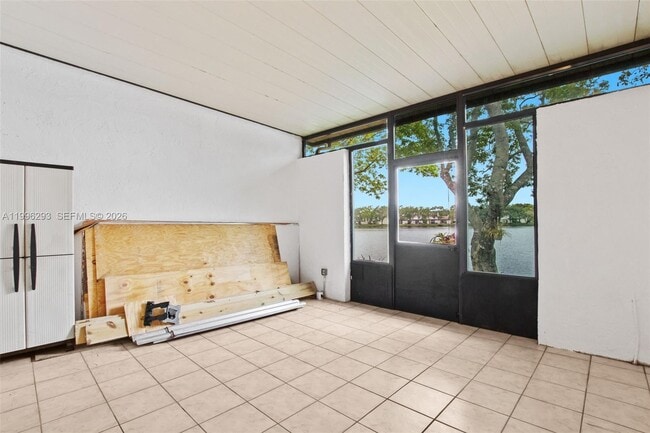 Building Photo - 1360 NW 97th Terrace