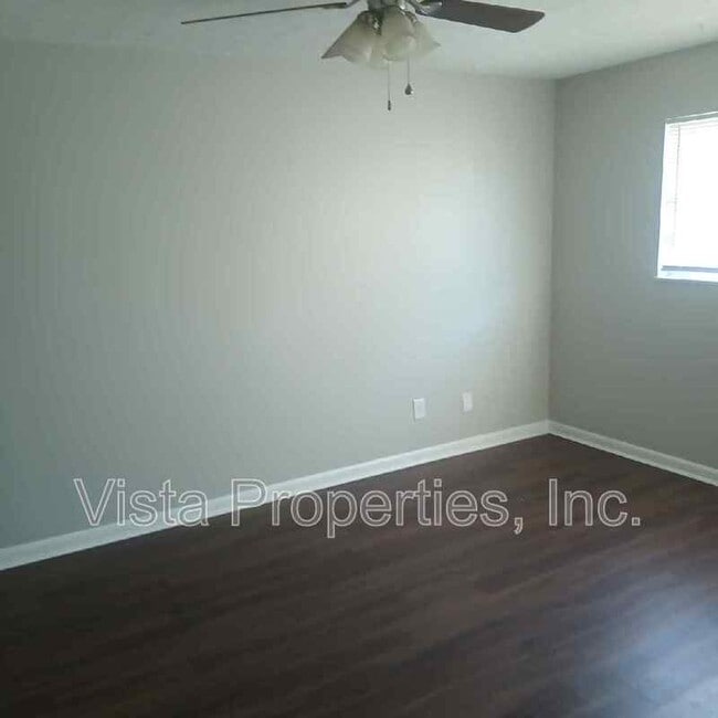 Building Photo - 1603 Gagel Ave