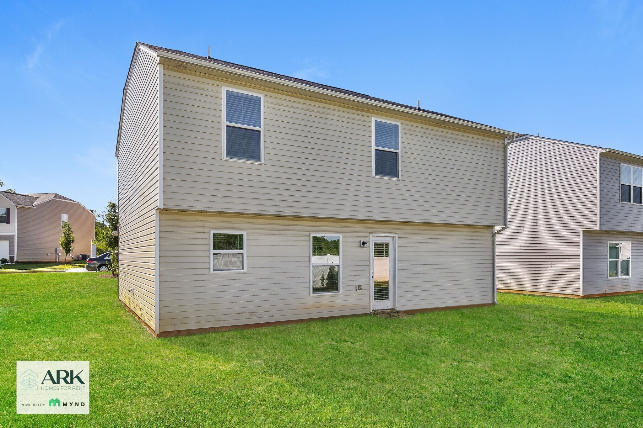 Building Photo - 214 Glenoaks Dr