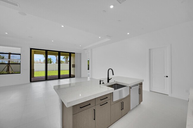 Building Photo - 9528 St Germain Dr