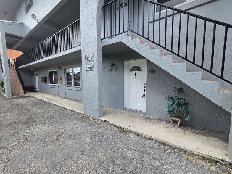 Building Photo - 2270 W 54th Pl