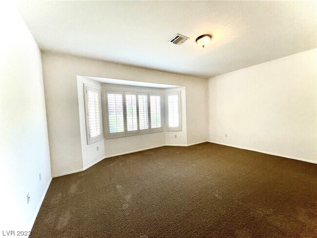 Building Photo - 2741 Hartwick Pines Dr