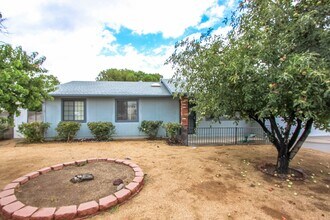 Building Photo - Four Bedroom in Prescott Valley