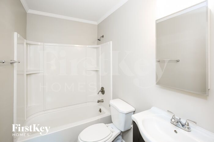 Building Photo - 12300 Danby Rd