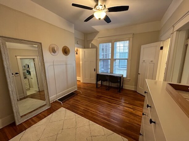 Building Photo - 2217 Belmont Blvd