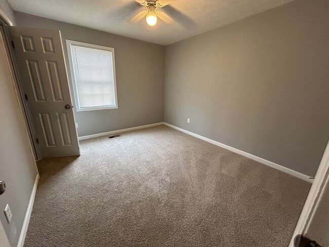 Building Photo - 345 Widgeon Dr