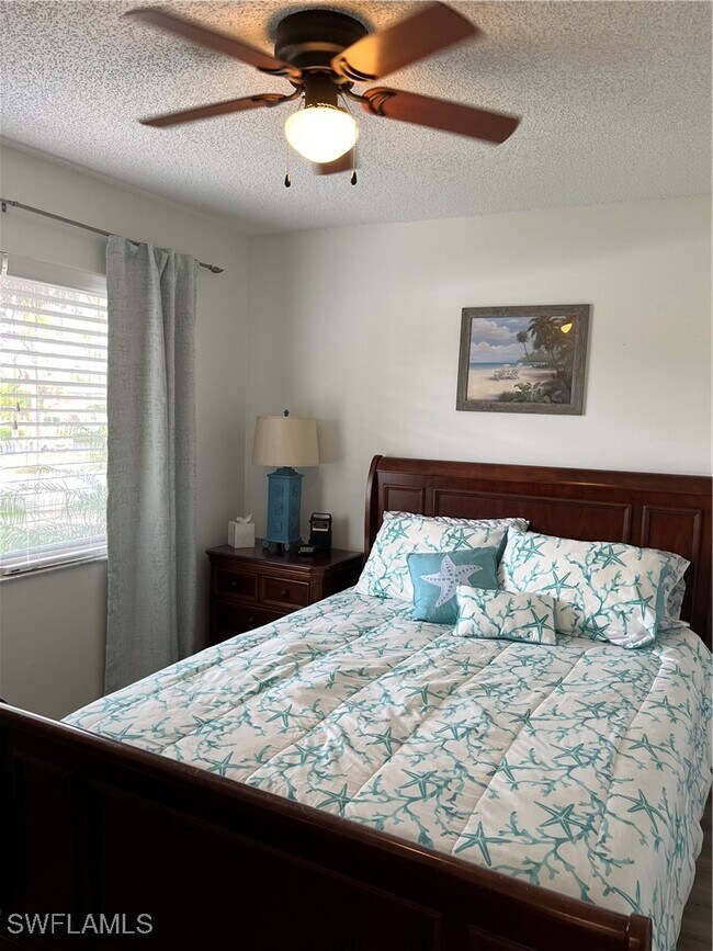 Building Photo - 111 Palm Dr