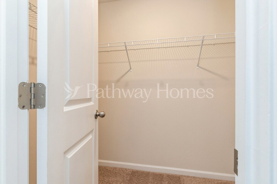 Building Photo - 6248 Lowe Ln