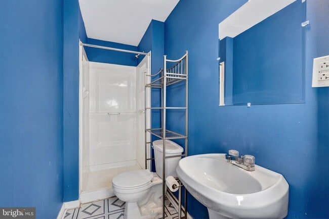 Building Photo - 8813 Francesca Dr