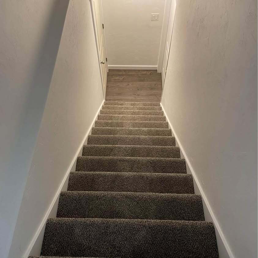 Building Photo - 368 N Passage Ct