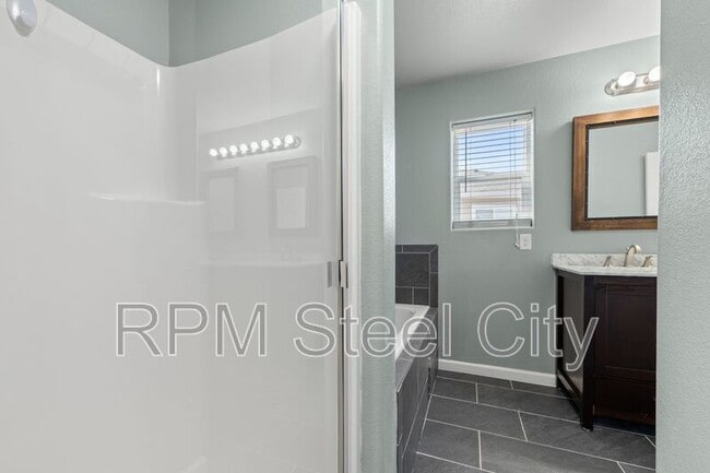 Building Photo - 5104 Tabor Lane