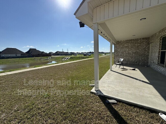 Building Photo - 117 Preston Rose Ln