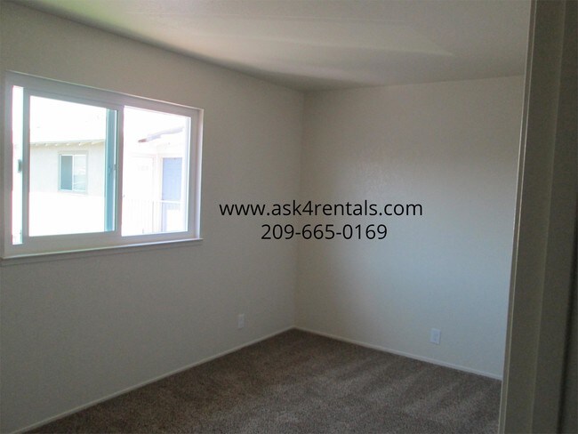 Building Photo - 200 Northwoods Ave