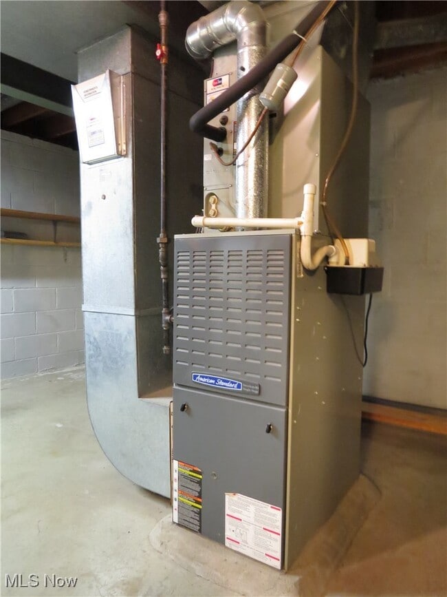 Building Photo - 25316 Conover Dr