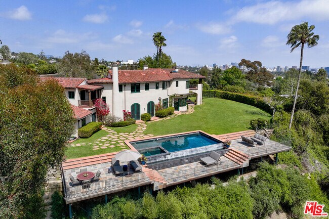 Building Photo - 361 Fordyce Rd