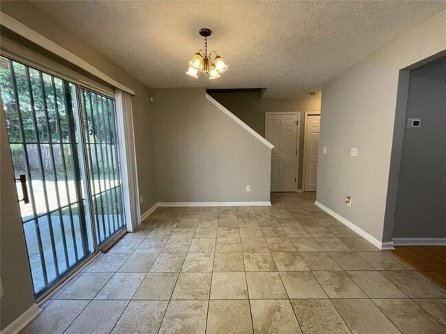 Building Photo - 2346 Delfern Dr NW