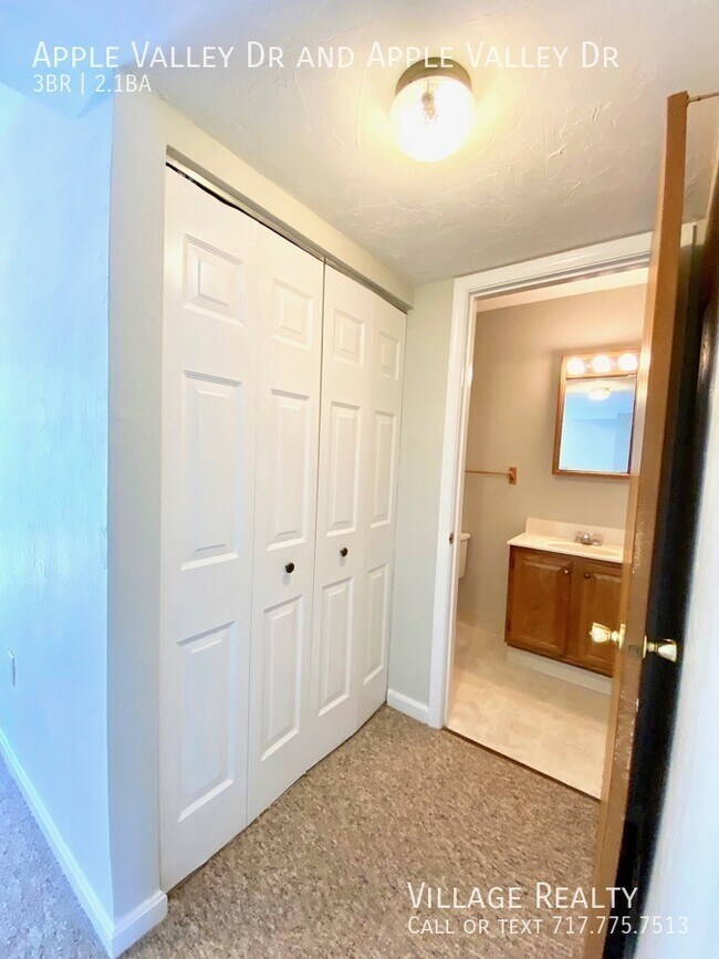 Building Photo - 818 Apple Valley Dr