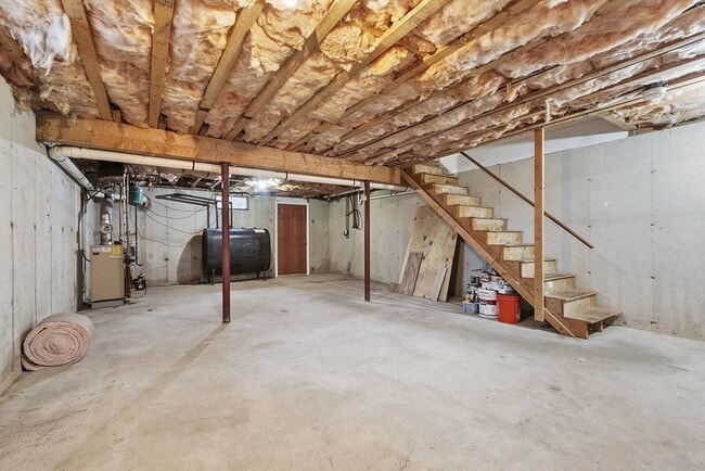 Building Photo - 72 Patterson Rd