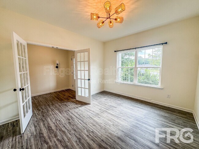 Building Photo - 3919 Wilum Cir