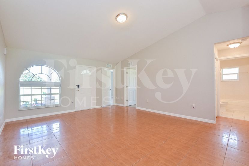 Building Photo - 719 Wombat Way