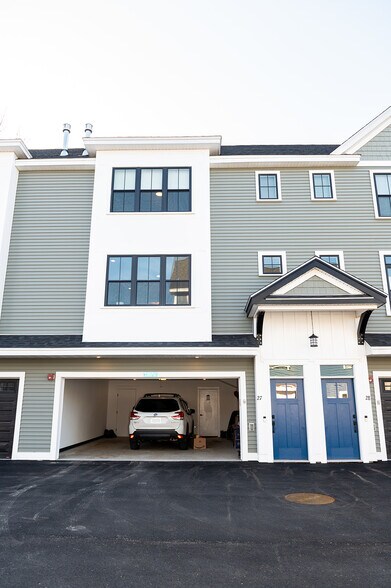 Building Photo - 30 Cate St