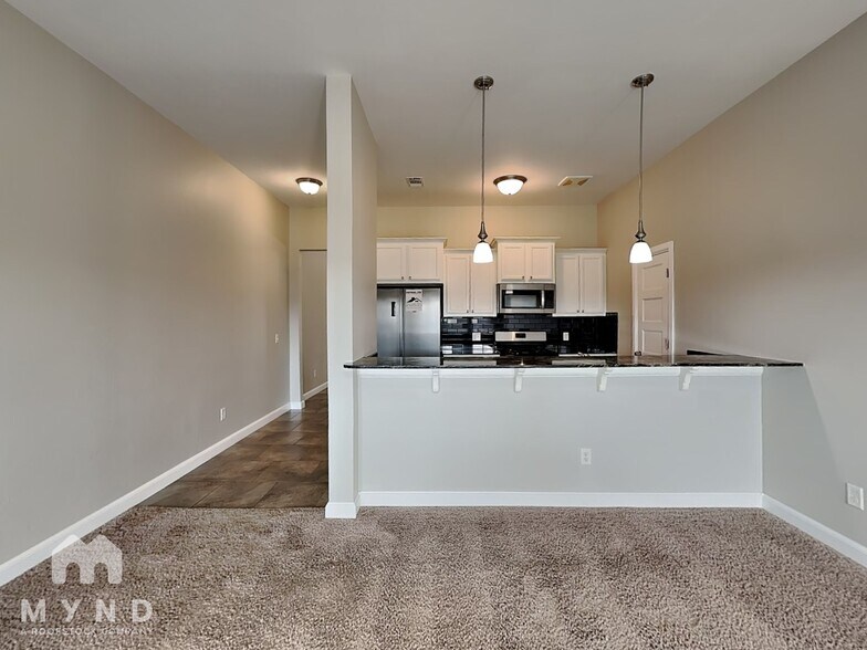 Building Photo - 18202 Manera Wy