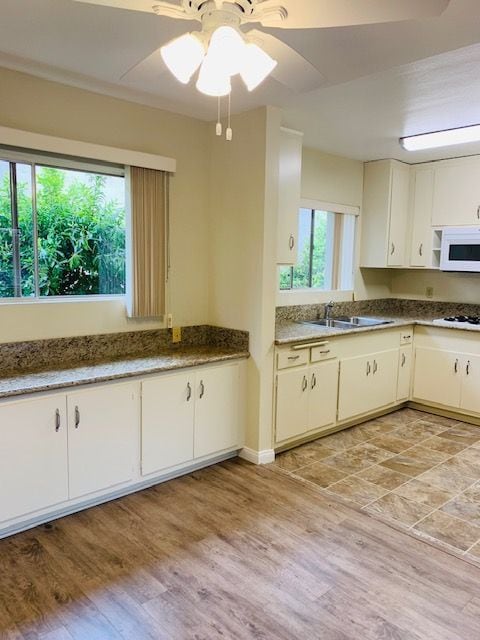 Building Photo - 4415 Ocean View Blvd