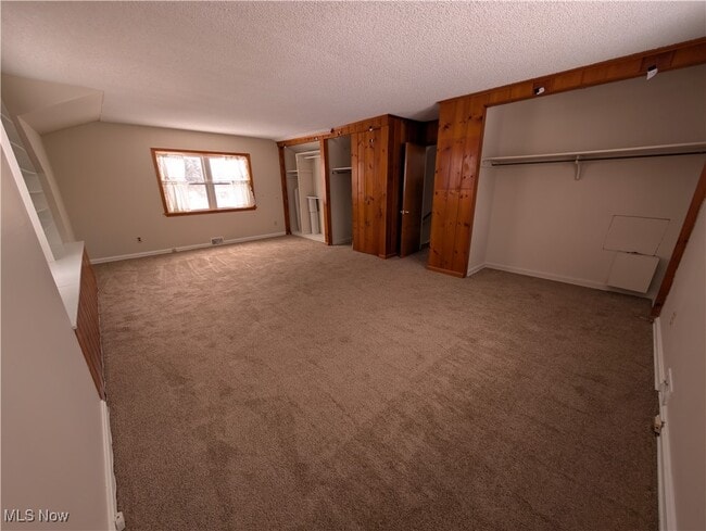 Building Photo - 703 Avondale St