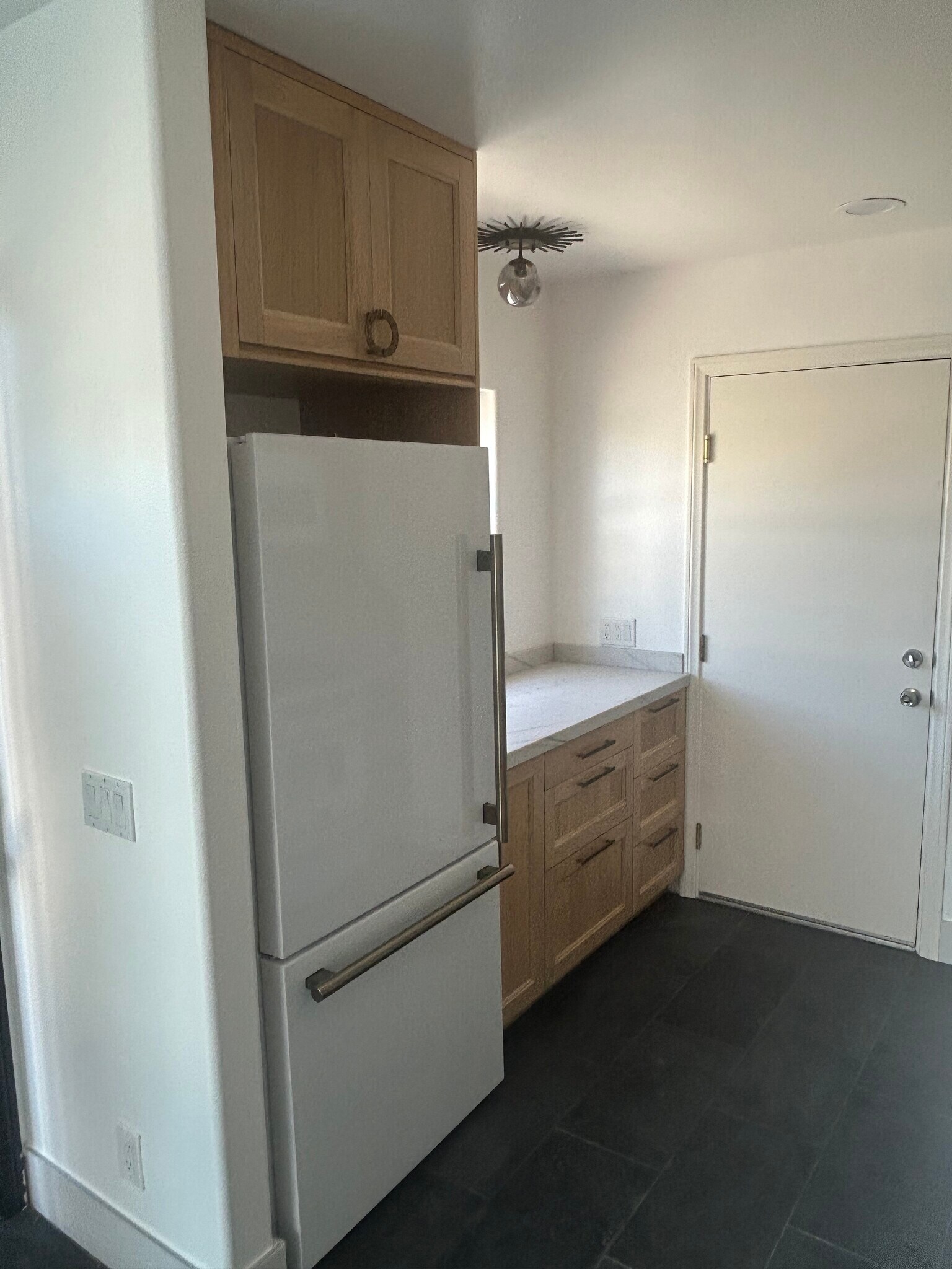 Building Photo - 3705 Sunset Ln