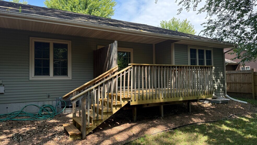 Building Photo - 422 Callaway Blvd