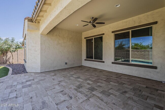 Building Photo - 5232 S Wesley
