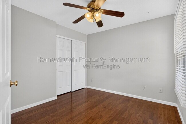 Building Photo - 6910 Emmons Dr