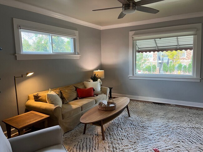 Building Photo - 933 Harrison St