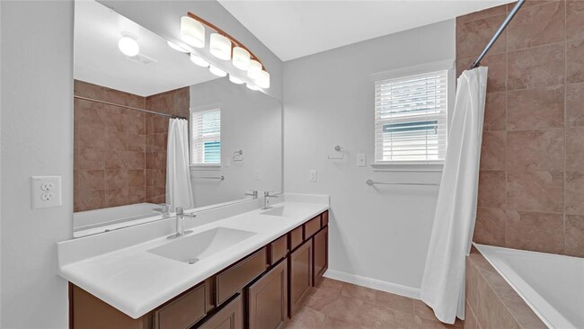 Building Photo - 1615 Grable Cove Ln