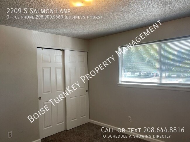 Building Photo - 2209 S Salmon Ln