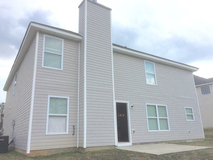 Building Photo - 6095 Trotters Cir