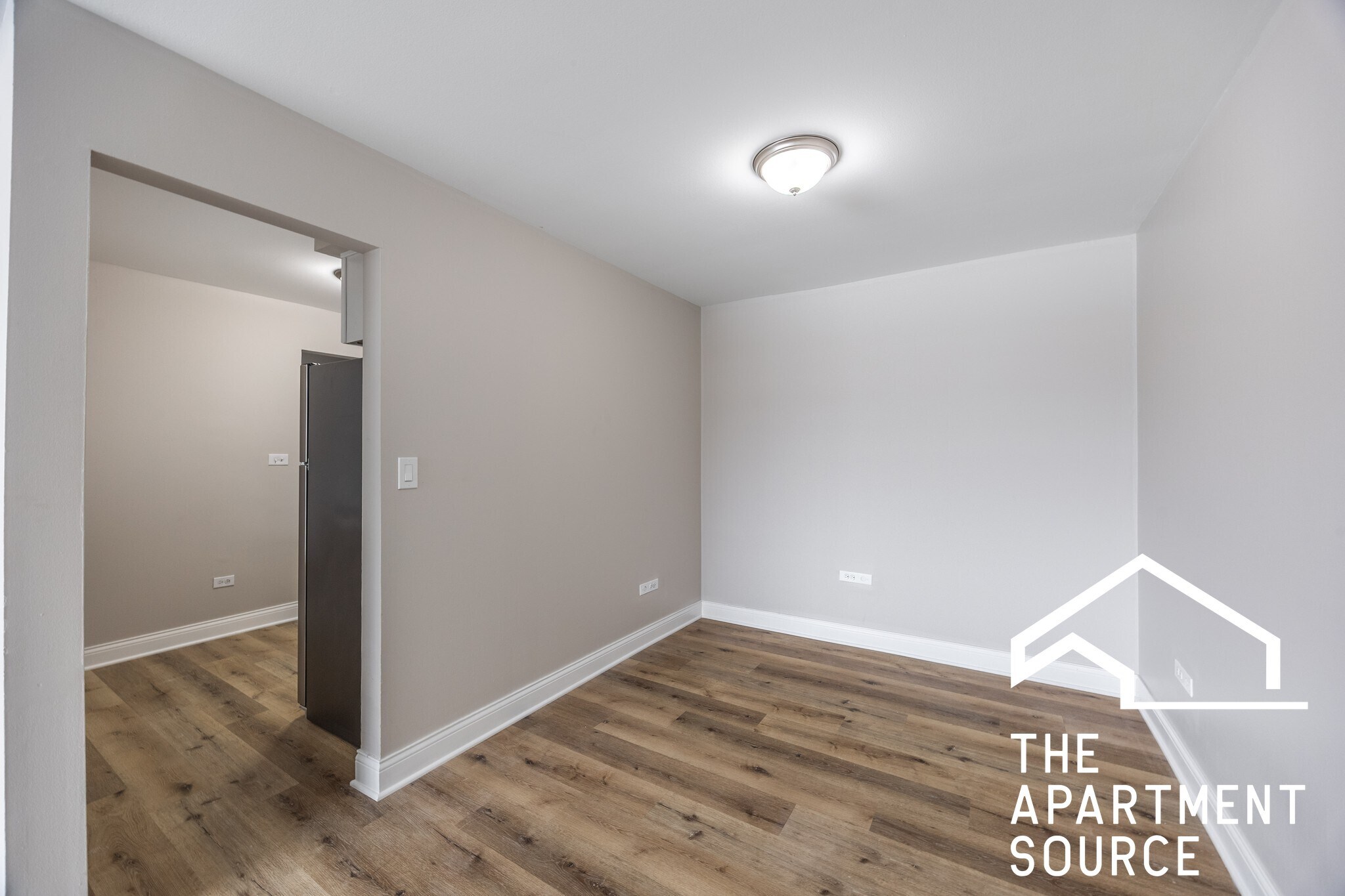 Building Photo - 112 N Kenilworth Ave