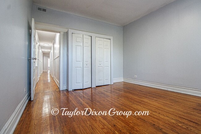 Building Photo - 5407 S Indiana Ave