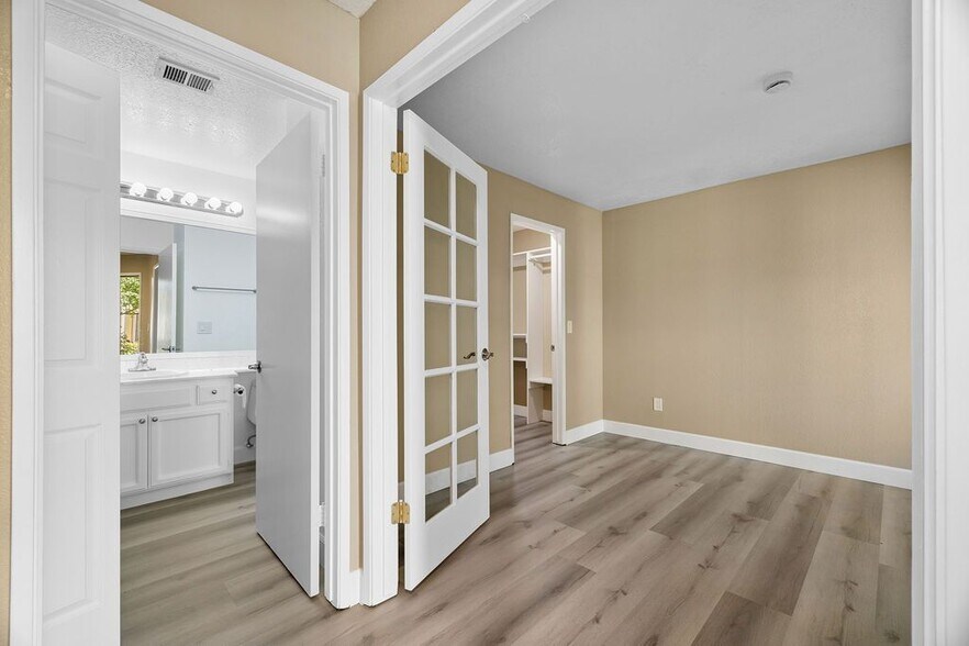 Building Photo - 109 Devonwood