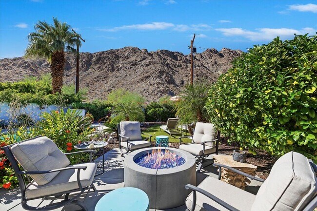 Primary Photo - 52273 Avenida Madero