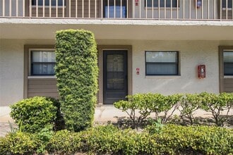 Building Photo - 3036 Eastland Blvd